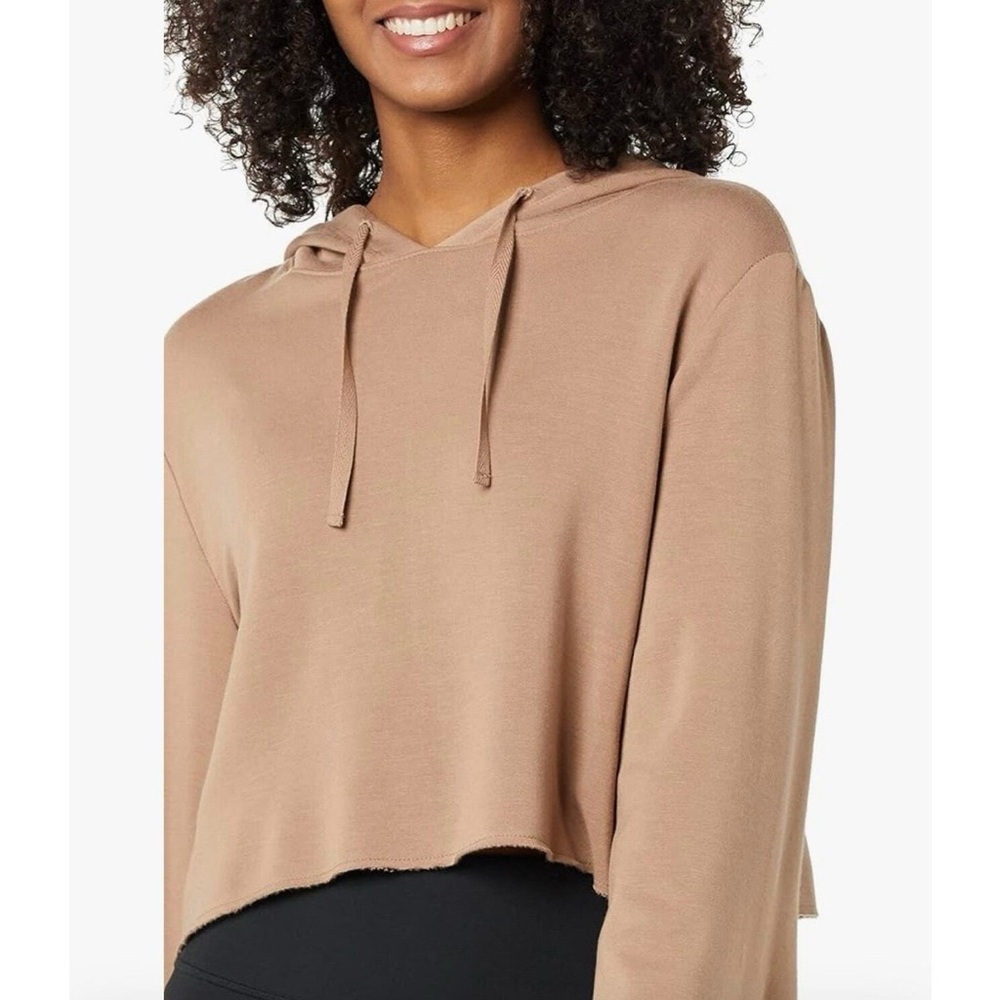 Core 10 Cloud Soft Cropped Sweatshirt